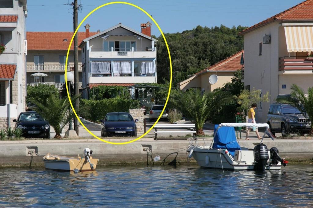 Apartment In Kukljica With Sea View, Terrace, Air Conditioning, Wi-Fi מראה חיצוני תמונה
